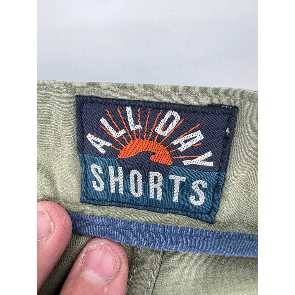 Faherty All Day Shorts Mens 30 Olive Green Hybrid Stretch Quick Dry Board Shorts